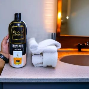 غسول الجسم بنكهة عطر خمرة