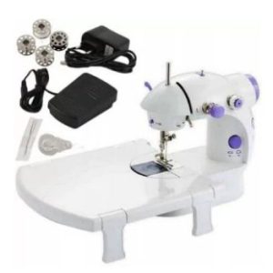 ماكينة خياطة سفري قابلة للشحن مع الطاولة