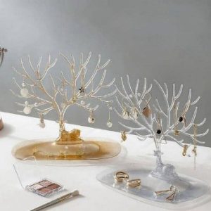 شجرة المجوهرات الأنيقة لمسة ديكور راقية