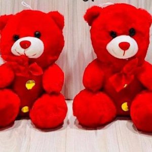 دمية دب حمراء مع موسيقى هدية الدفء والحنان